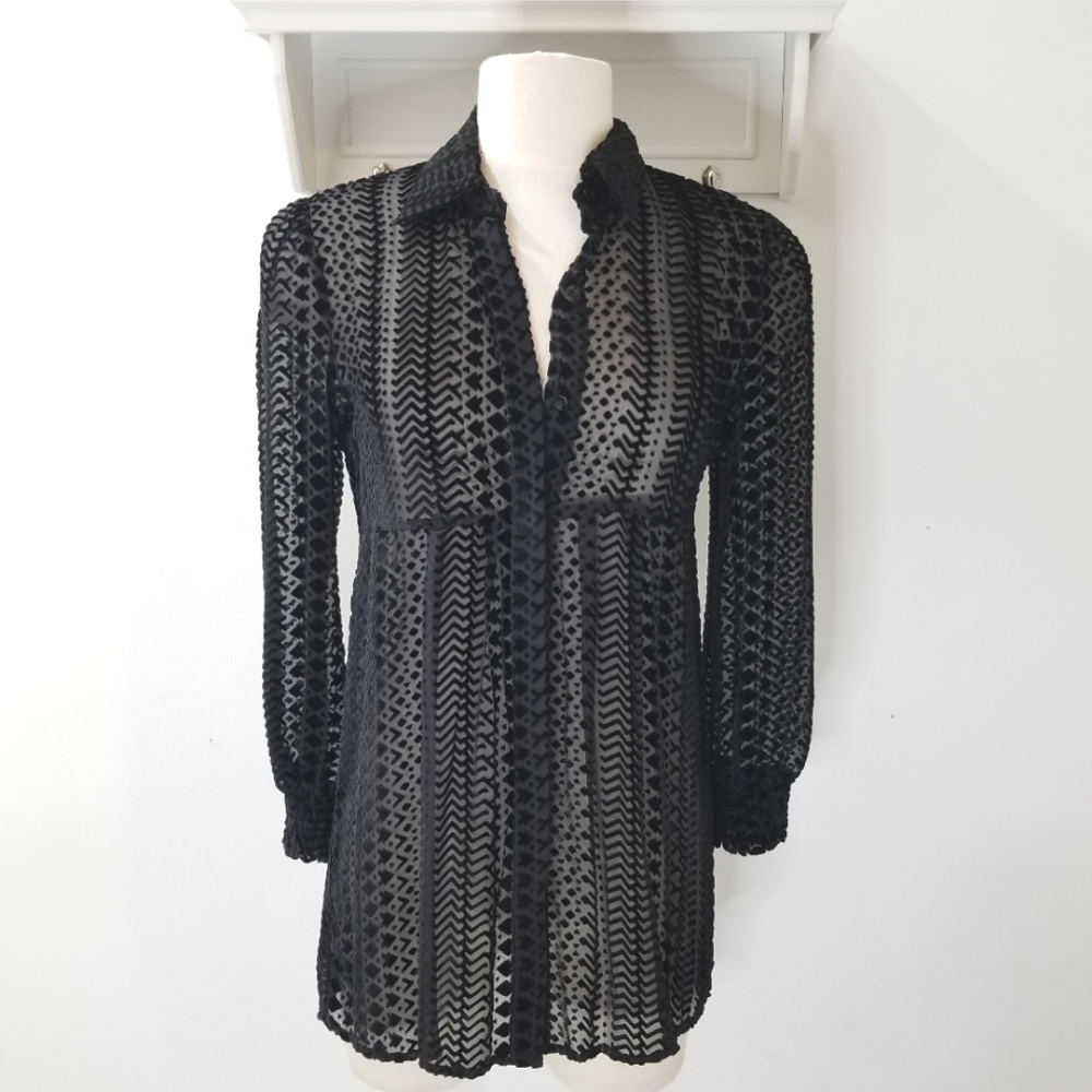 Alice + Olivia Black Semi Sheer Velvet Burnout Buttondown Babydoll Blouse XS-S - Picture 2 of 10